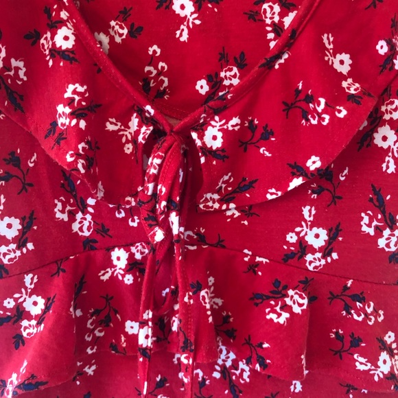 Cute summer dress with ruffles around the chest - Picture 2 of 5